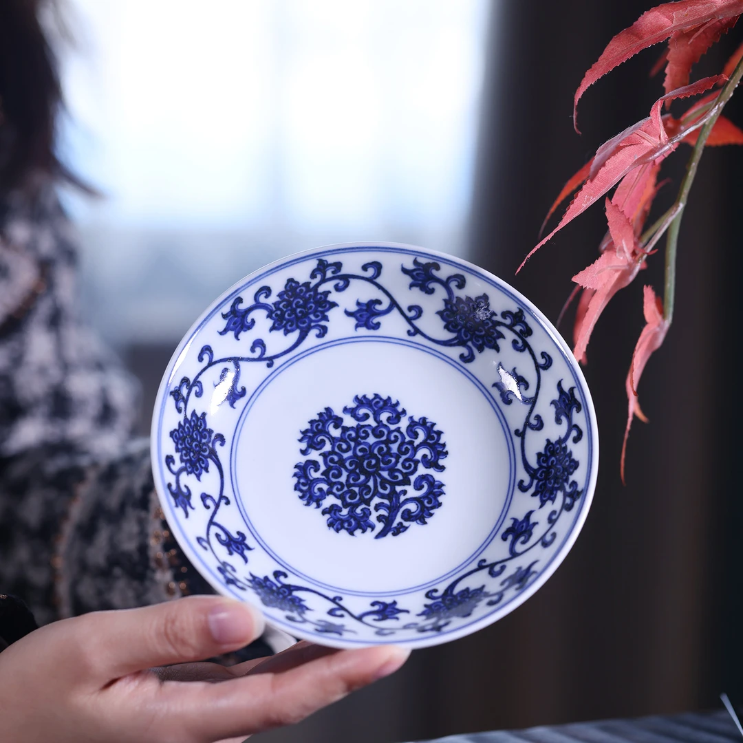 春风祥玉-青花双勾缠枝莲纹盘-陶瓷手绘纯手工(直播间为准）