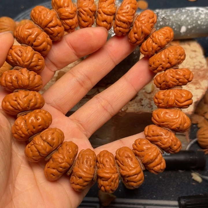 桃核手串龙纹桃核1