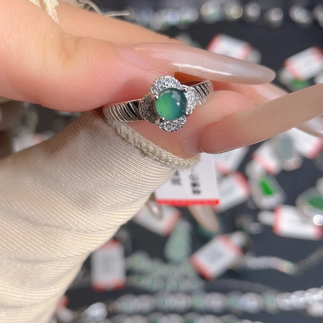 翡翠戒指未镶嵌戒指