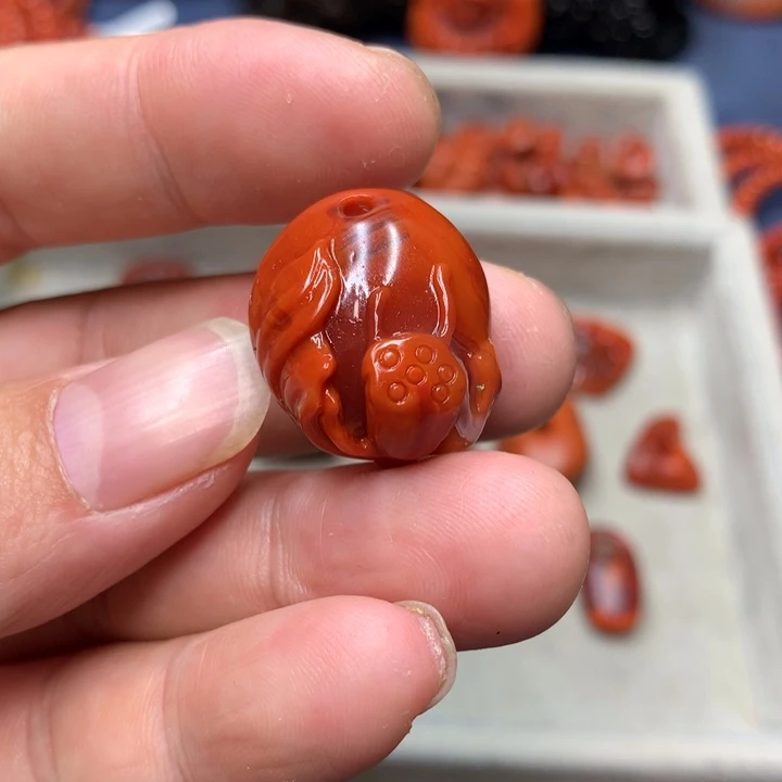 吊坠(不含链)未镶嵌南红玛瑙
