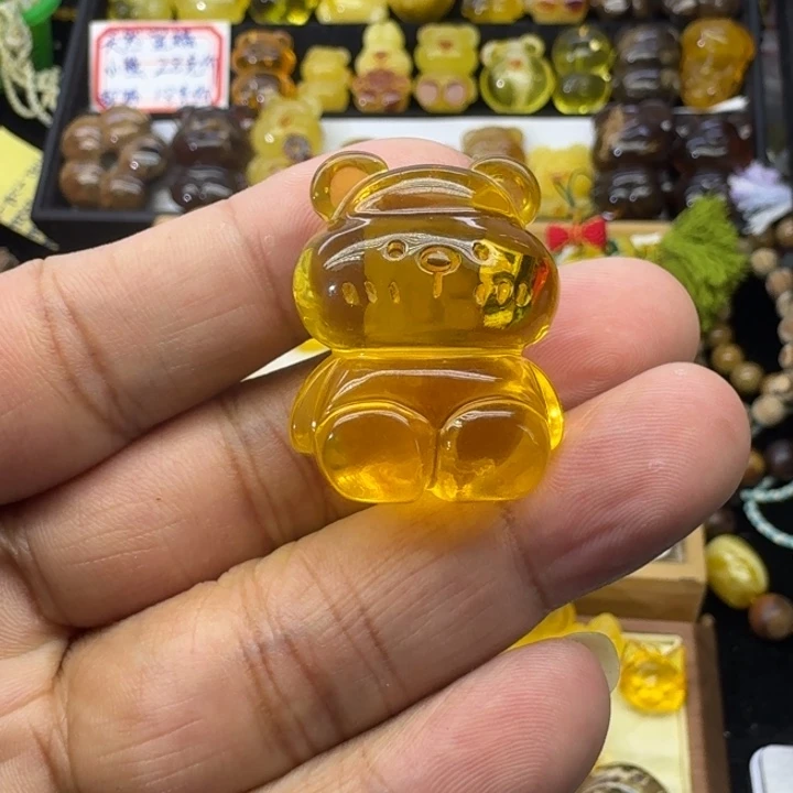 琥珀未镶嵌颈饰豆豆眼熊