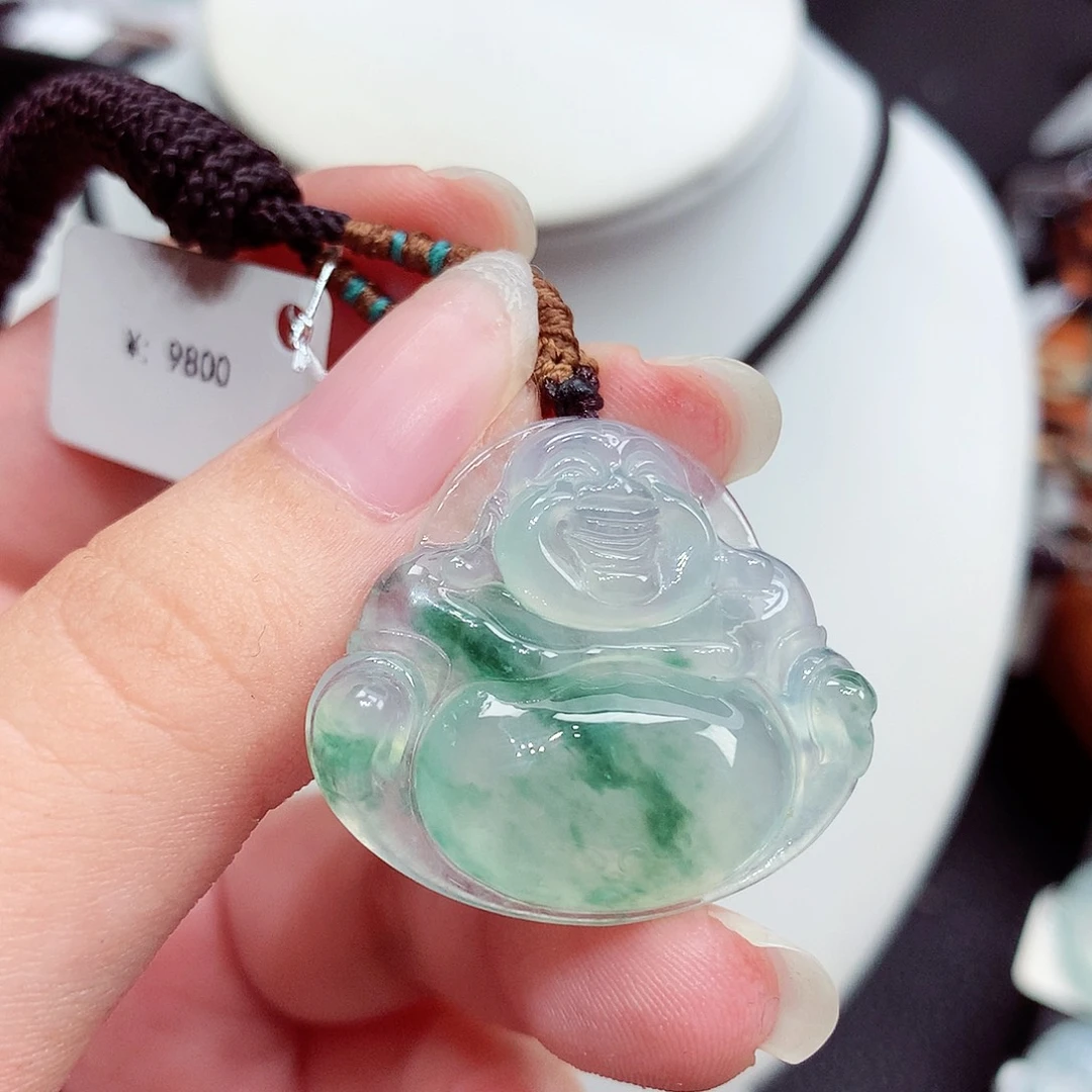 翡翠未镶嵌颈饰翡翠108，27/31/6.2