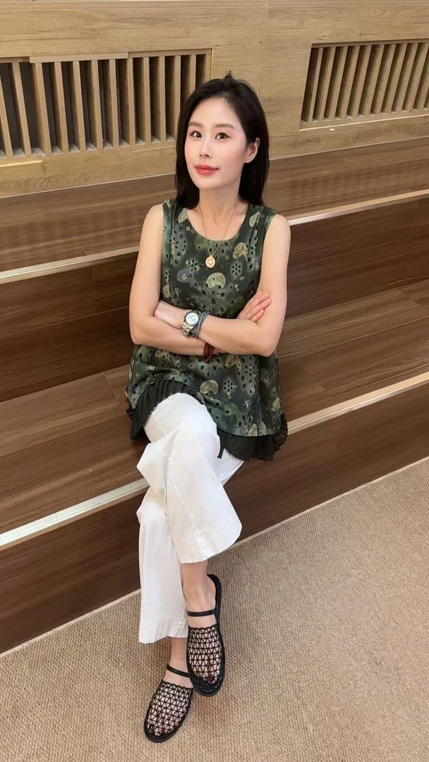 Miss Huo 夏季撞色腰头直筒裤  B 9907