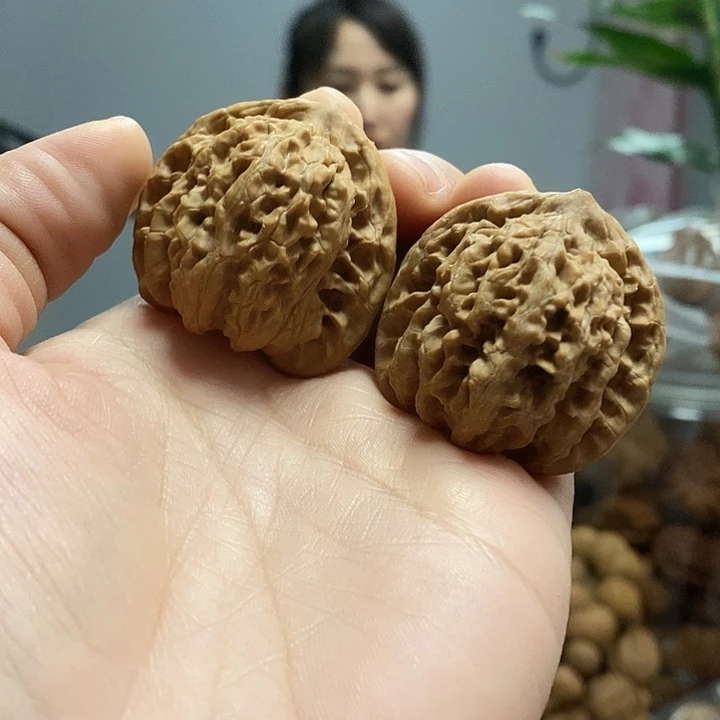 把件文玩核桃38霞云岭