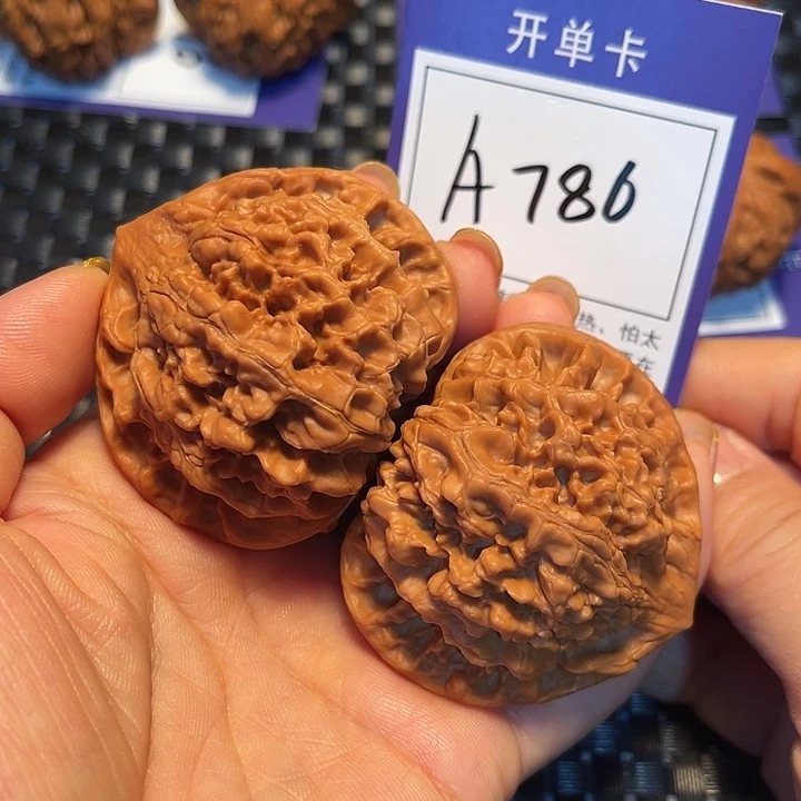 把件桃核53官帽A786