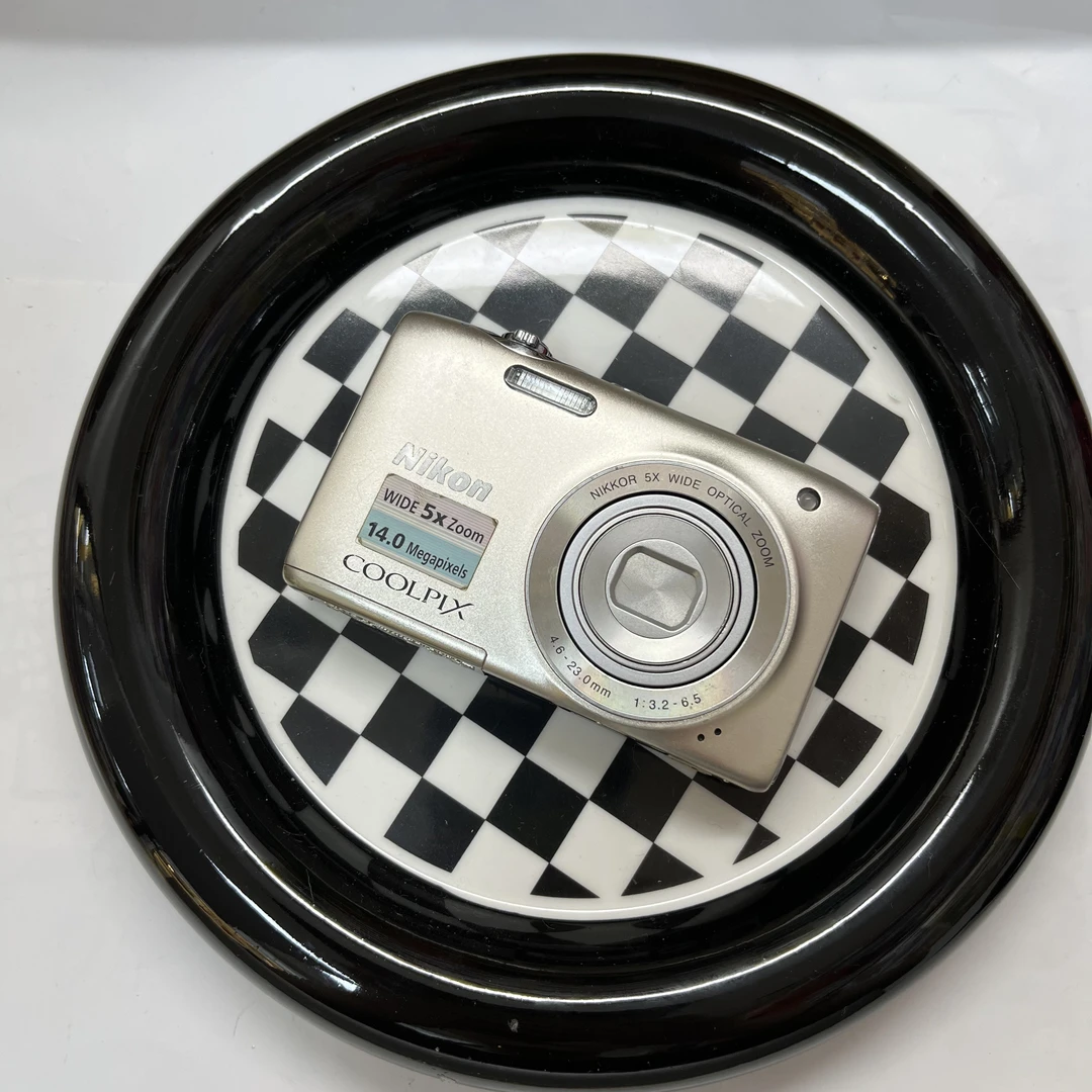 95新 Nikon/尼康 S3100 拍景色彩鲜艳 性能机 出片清晰有质感