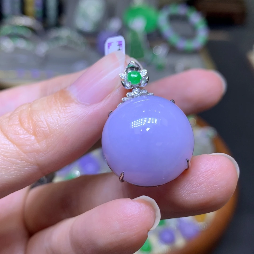 翡翠18K金镶嵌颈饰翡翠吊坠项链