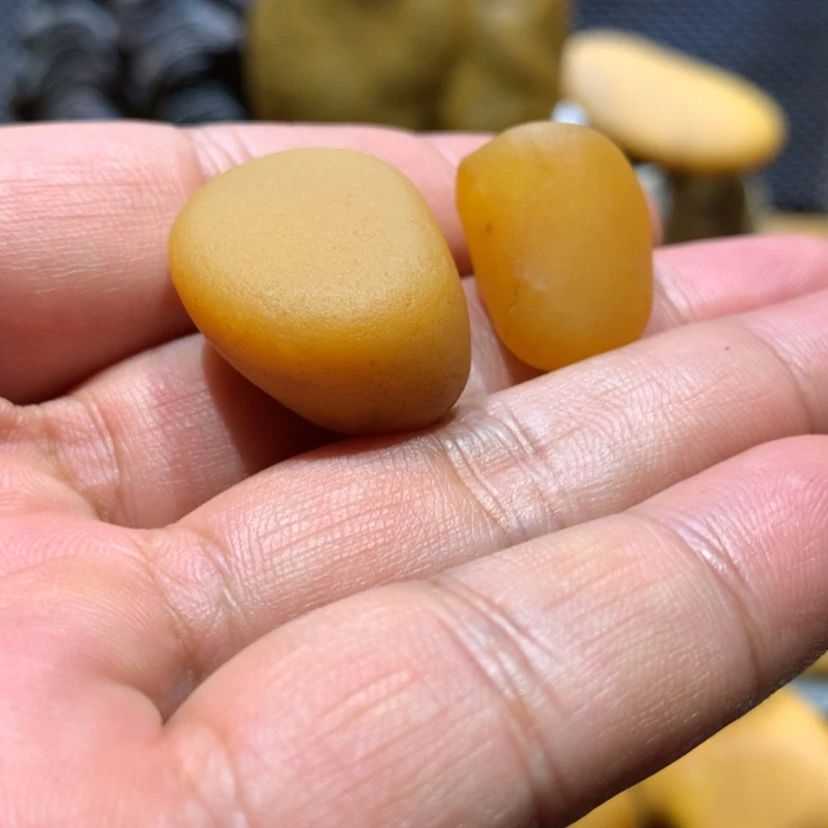 【闪购商品】石材黄腊石