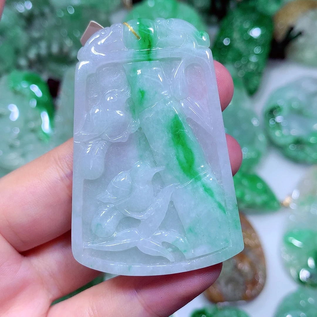 翡翠未镶嵌吊坠(不含链)