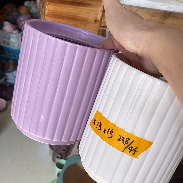 摆件陶盆有孔 瑕疵介意勿拍