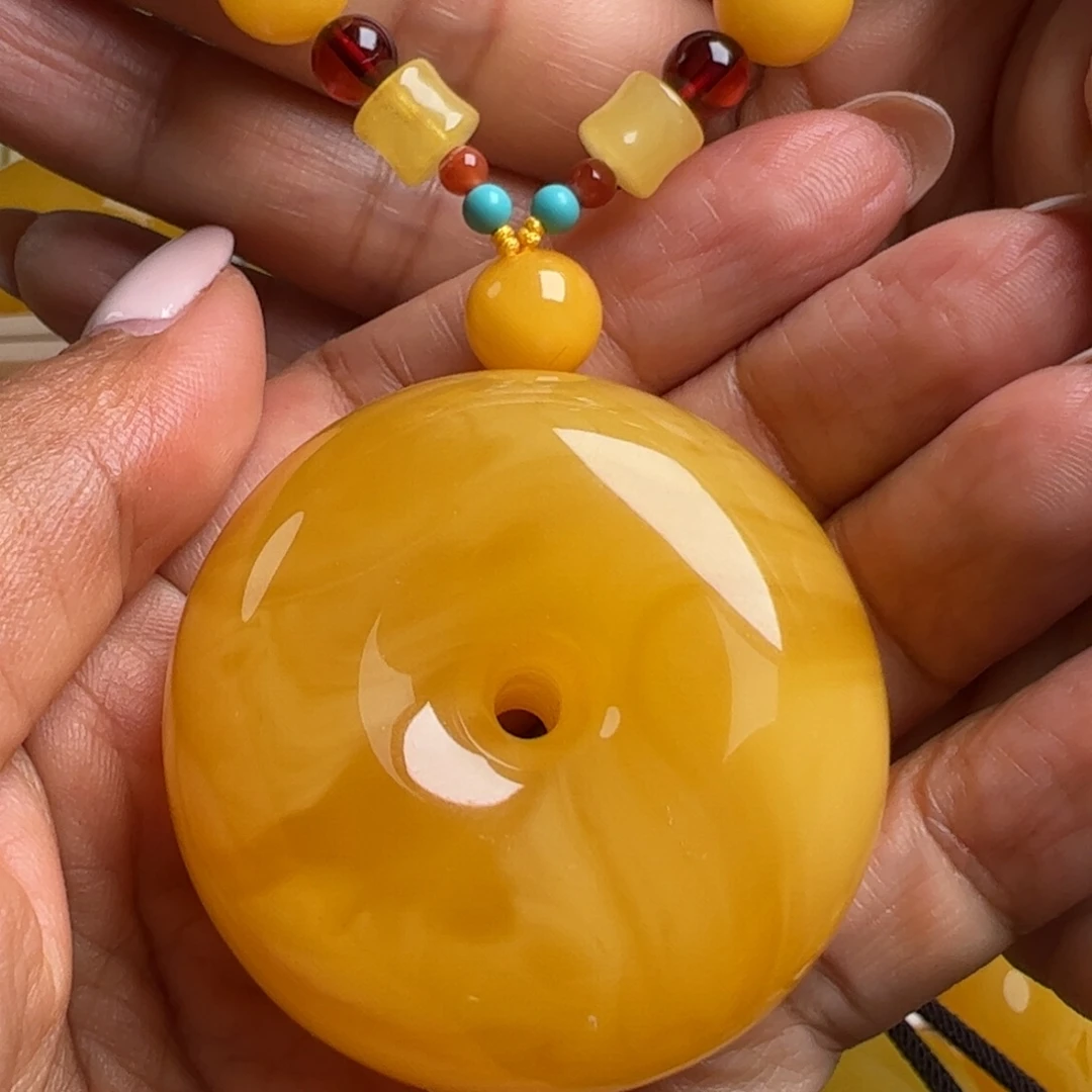 蜜蜡毛衣链未镶嵌无烤色无优化无补胶无煮蜜无辐照