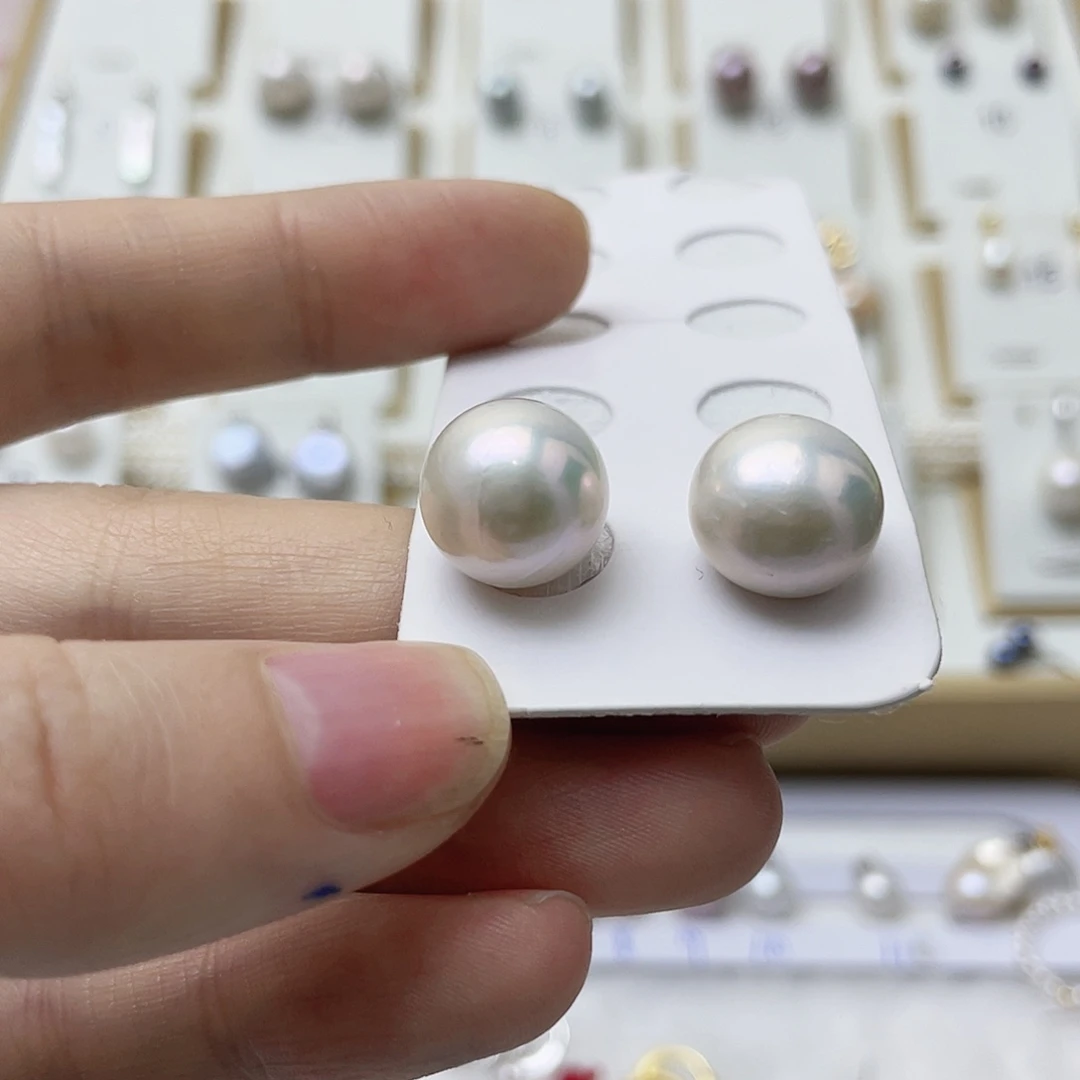 利****耳饰银S925镶嵌淡水珍珠