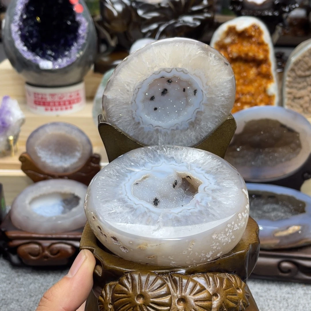 水晶大型摆件未镶嵌