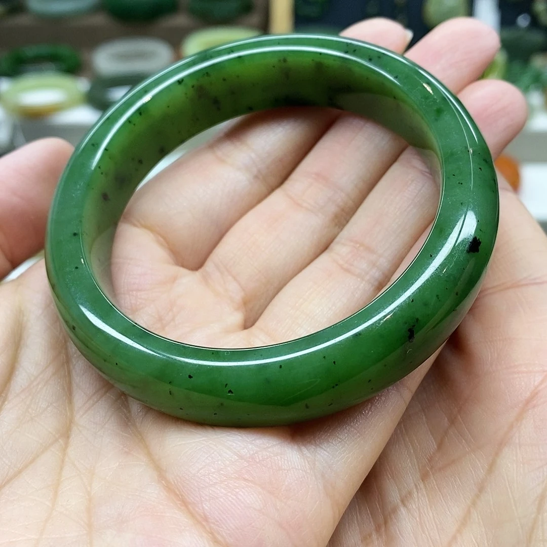 【闪购商品】未镶嵌手镯和田玉（碧玉）