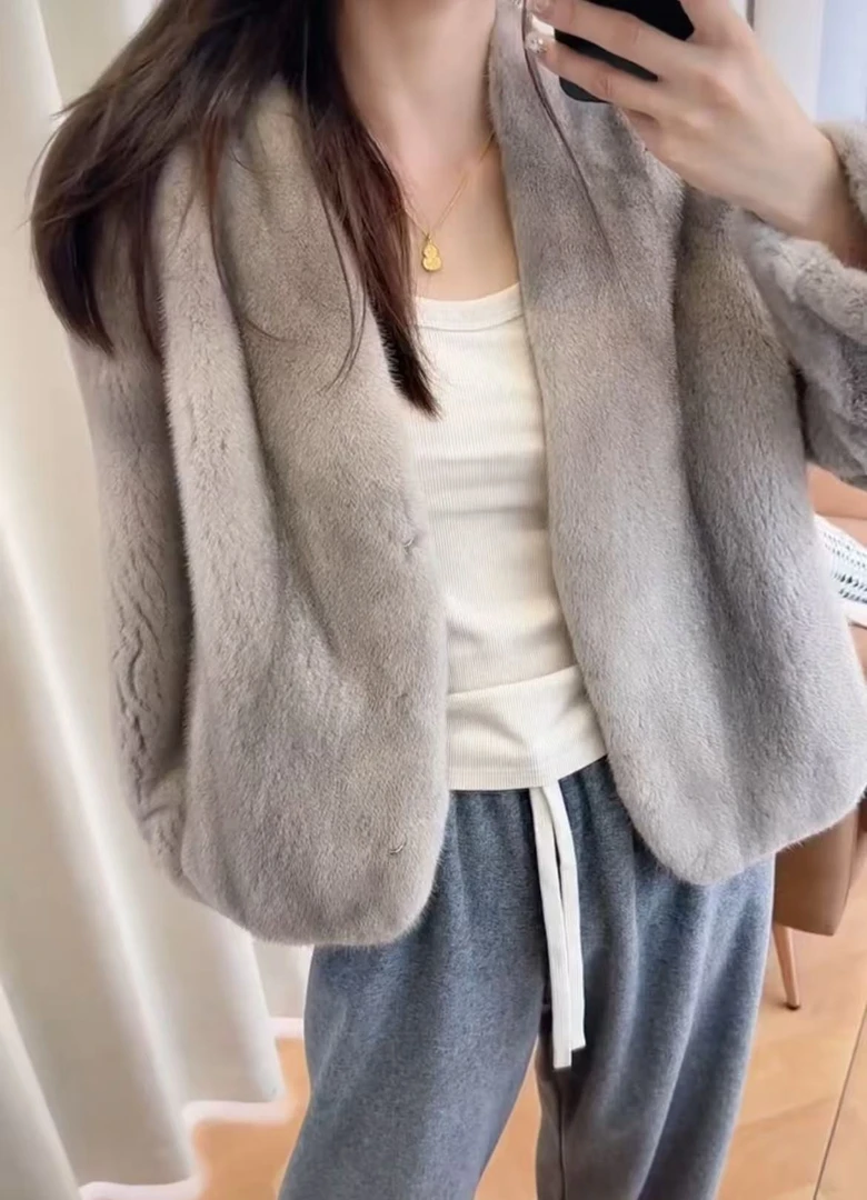 【林鹿儿】天鹅绒时尚轻奢短款气质网红休闲女士水貂百搭冬季皮草