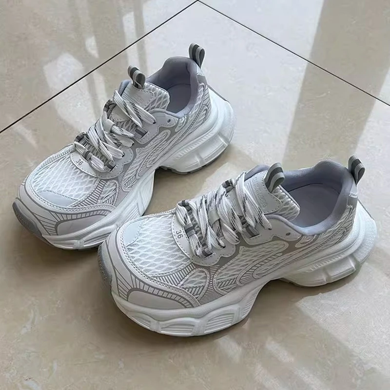 新百伦百搭2025春夏新款超轻软底网透气运动休闲厚底巴黎老爹鞋女