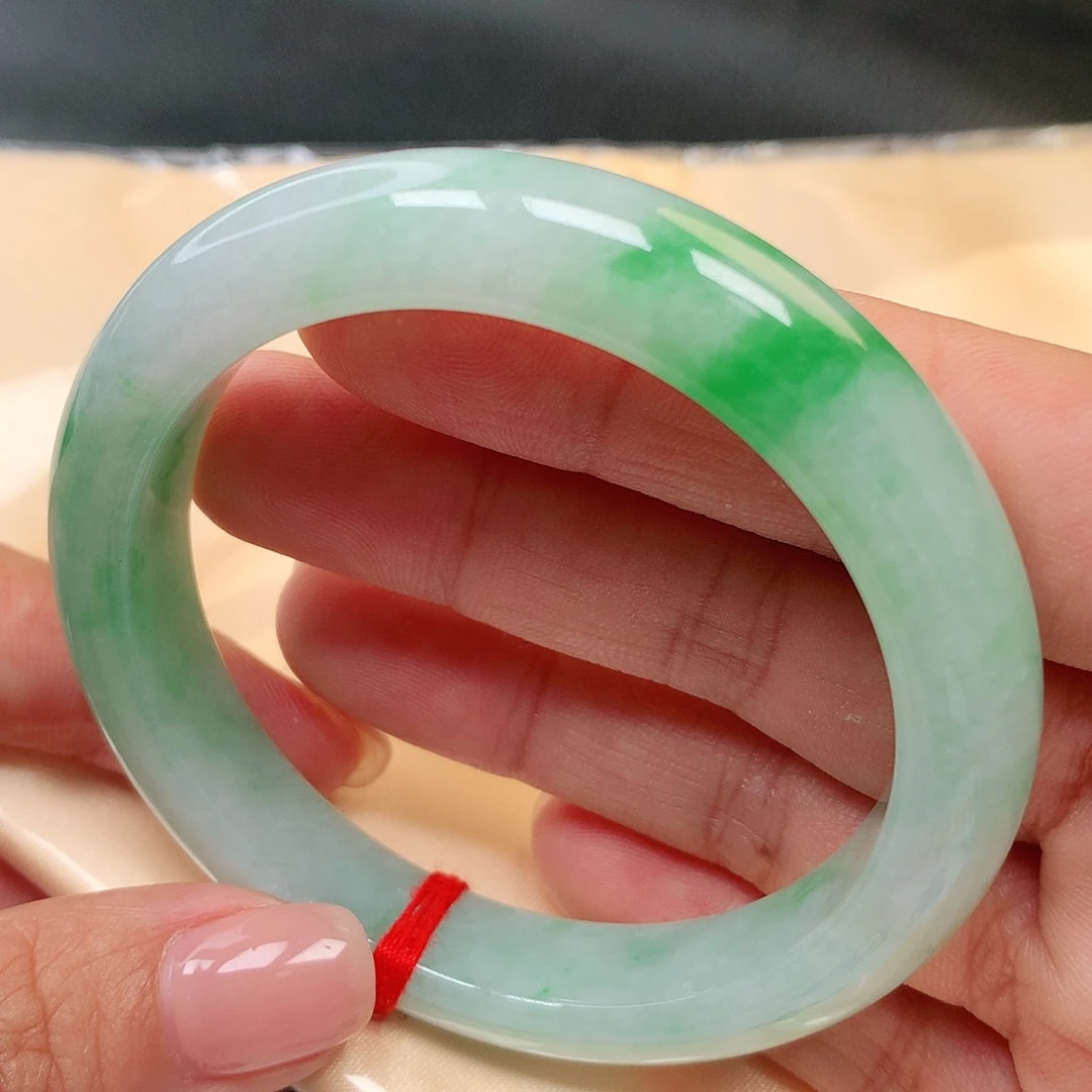 翡翠手镯未镶嵌翡翠手镯261号