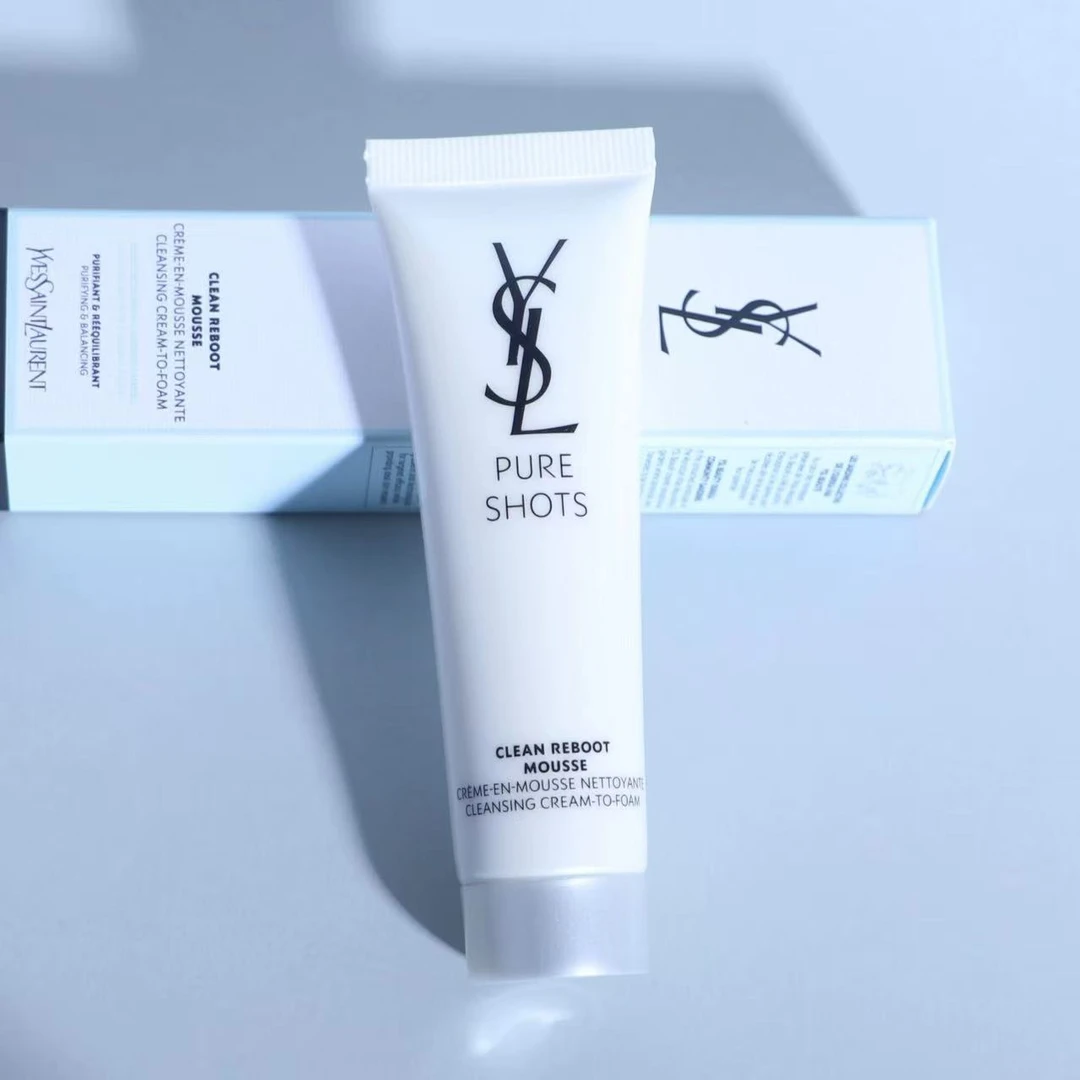 夜皇后洗面奶悦享青春洁颜乳30ML洁面小样绵密泡沫洁净