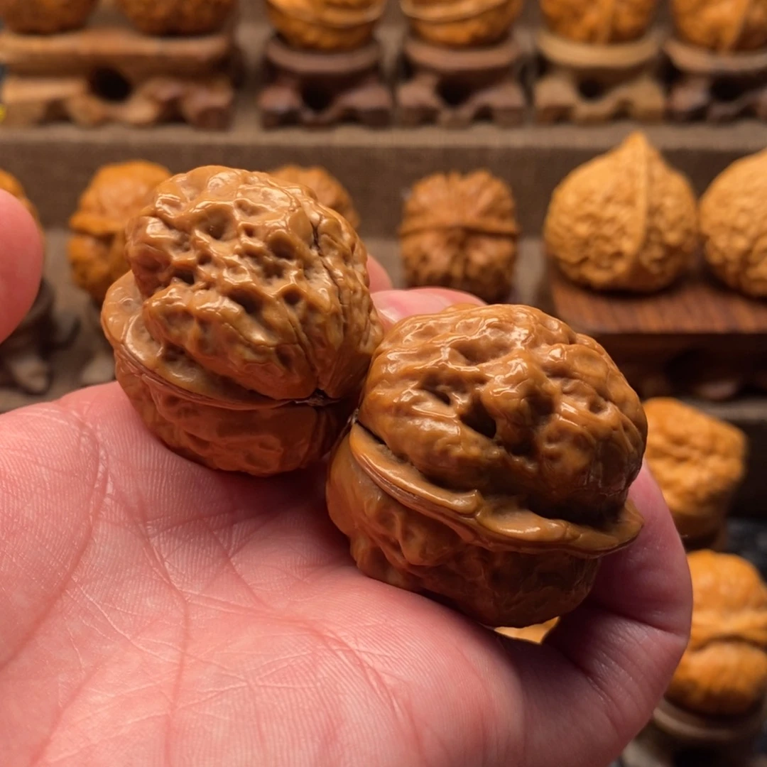 M***、文玩核桃把件铁核桃