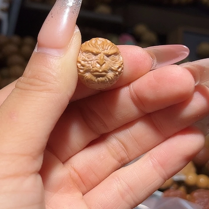 ༺***༻吊坠猴头核桃17大圣单颗
