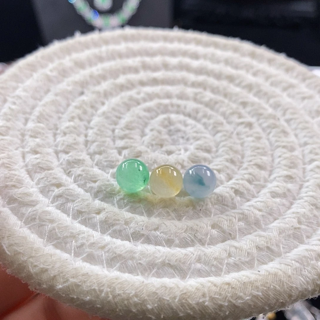 裸石翡翠多宝珠珠