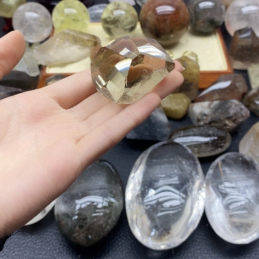 未镶嵌珠宝半成品水晶127水晶石