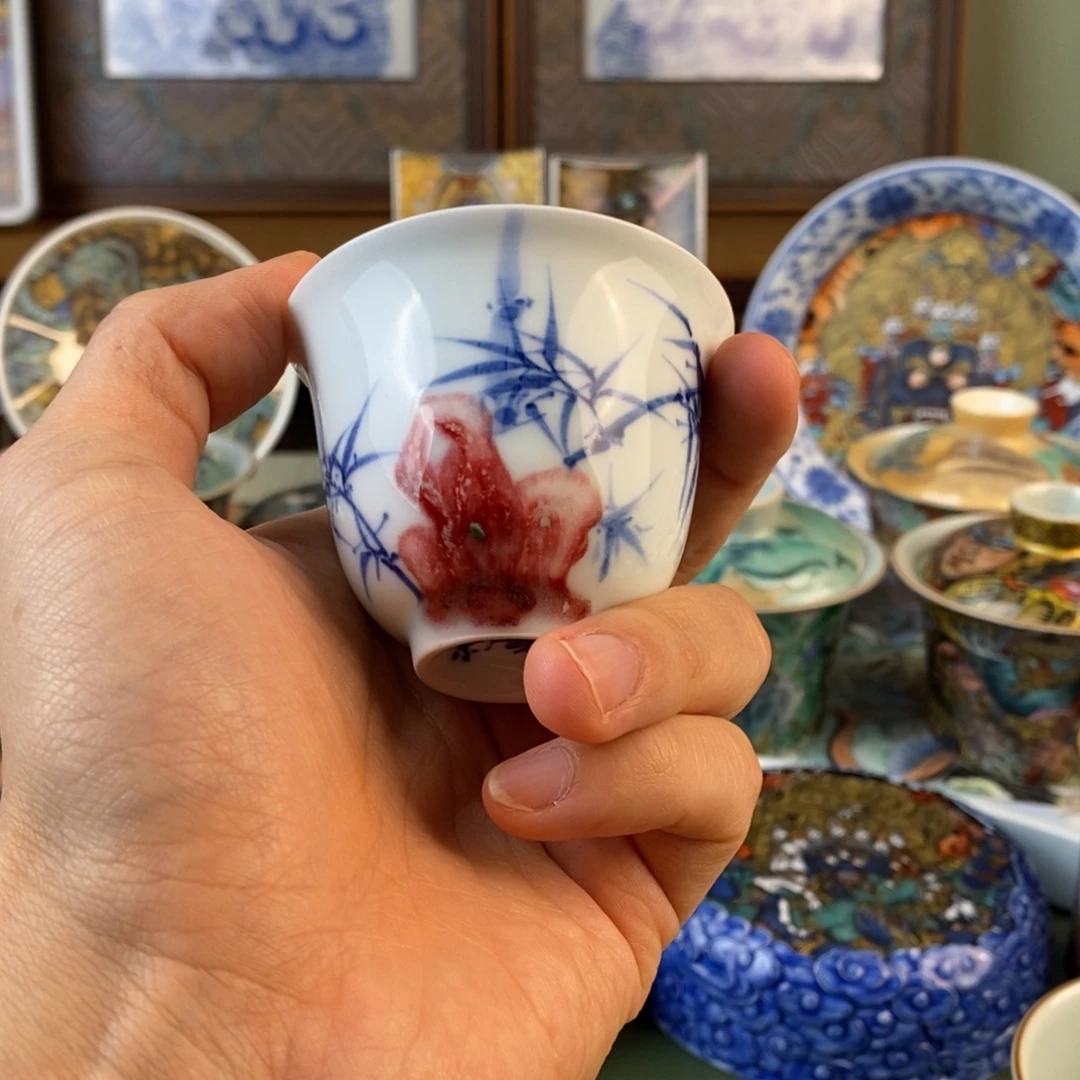 偷***C手工手绘釉里红主人杯