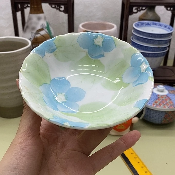 其他新人主播第一天开播