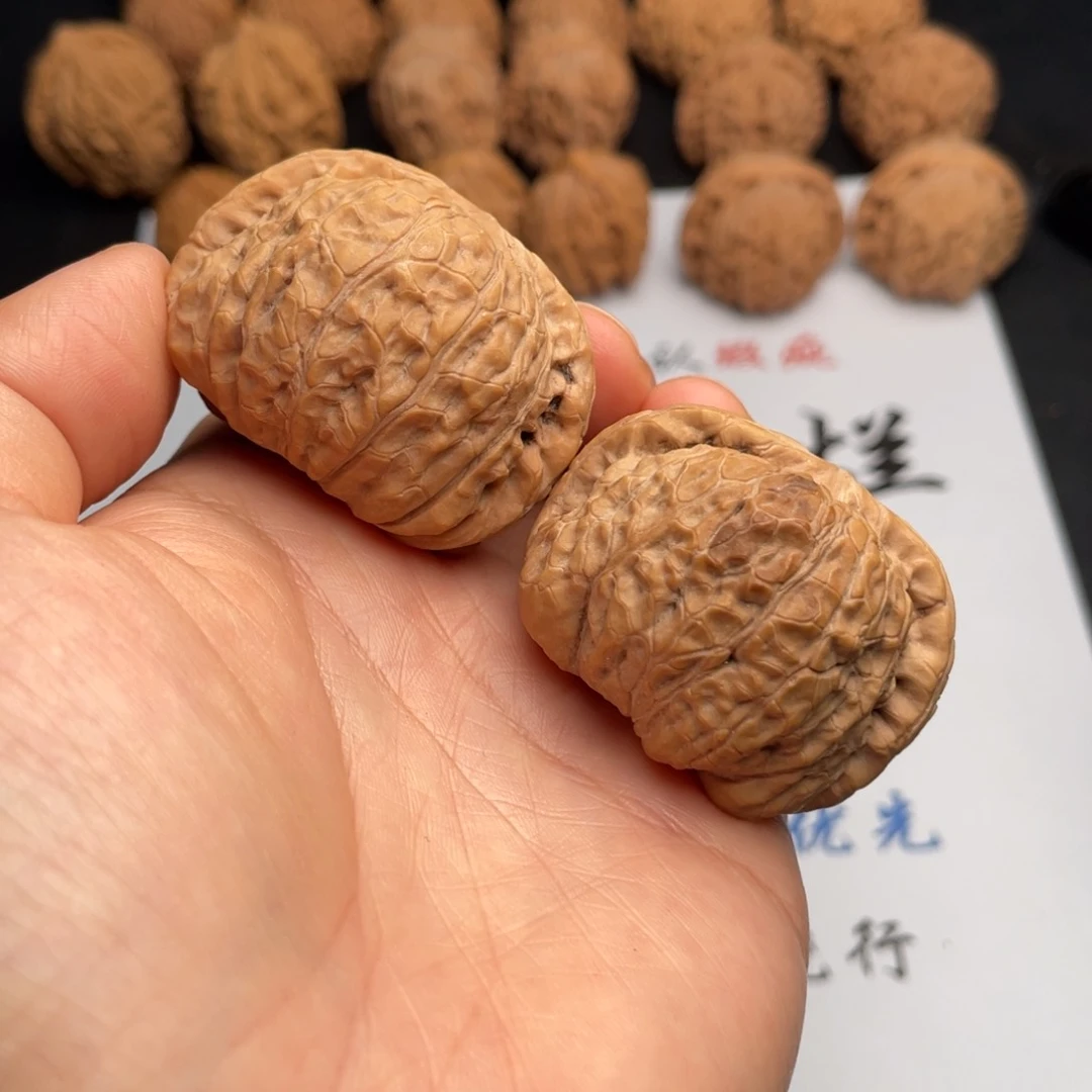 文玩核桃吊坠040。42南瓜有瑕疵