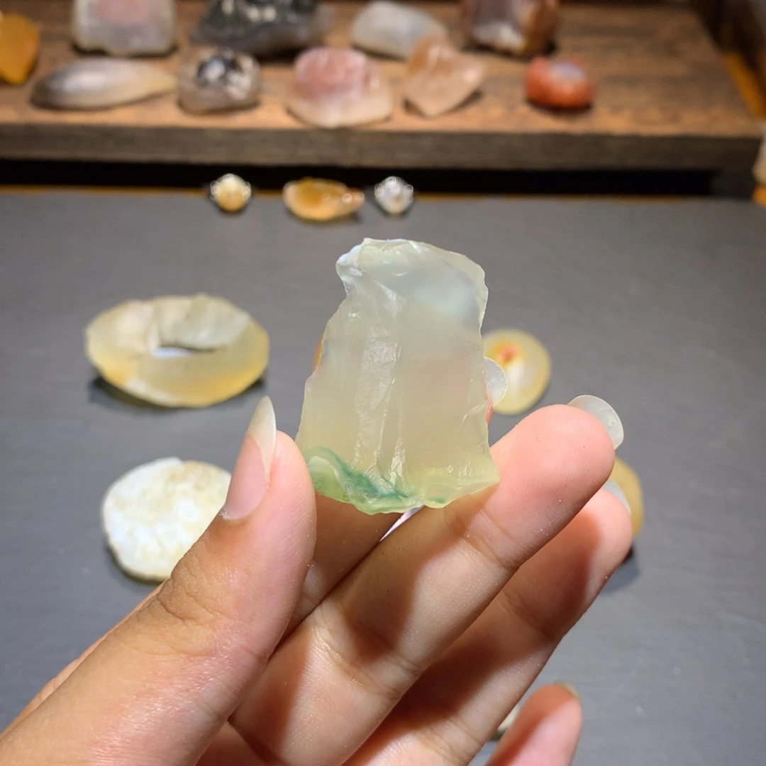 未镶嵌玛瑙/玉髓珠宝奇石