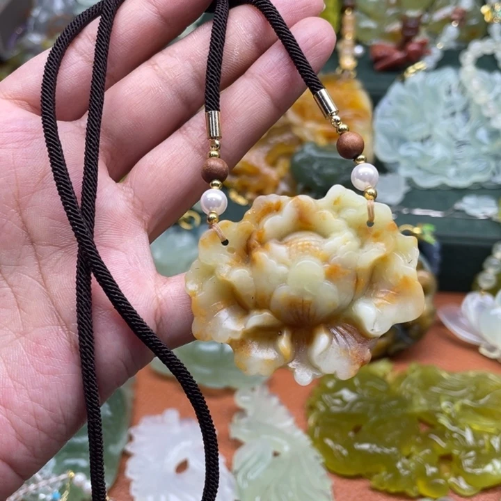 未镶嵌岫玉吊坠毛衣链锁骨链