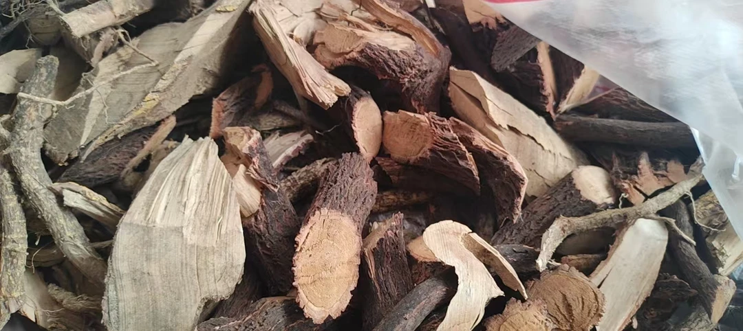 野生土杜仲黑牛肝菌干巴菌煲汤料包黄牛肝菌