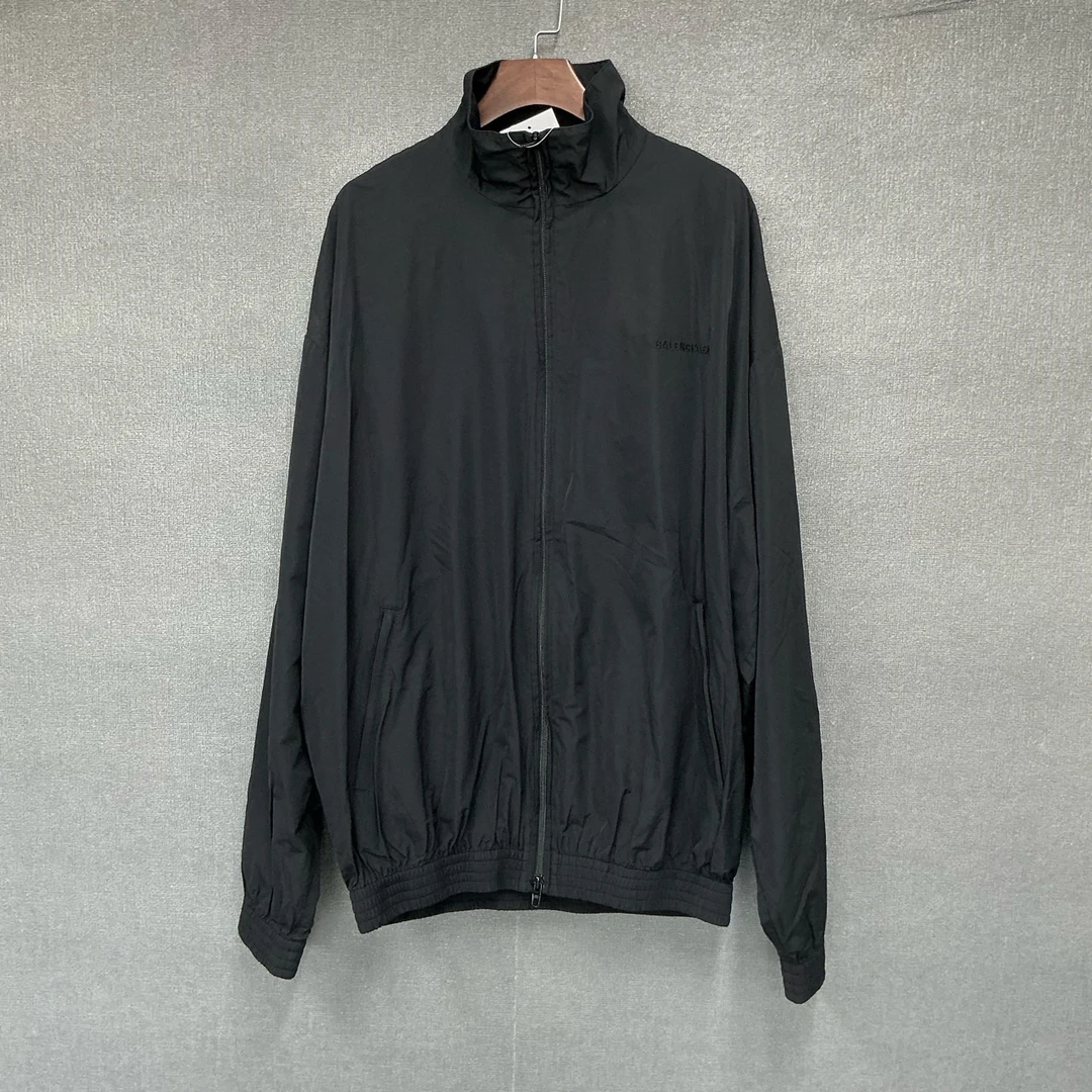 全新未使用 Balenciaga/巴黎世家 FREE背后印花冲锋衣外套44码