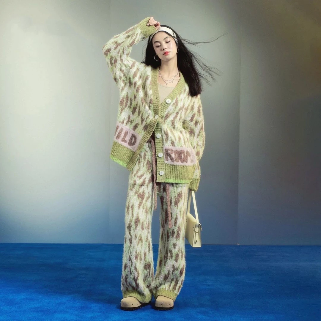 2025秋季新款百搭轻奢情侣款加厚半边绒家居服套装女可外穿睡衣