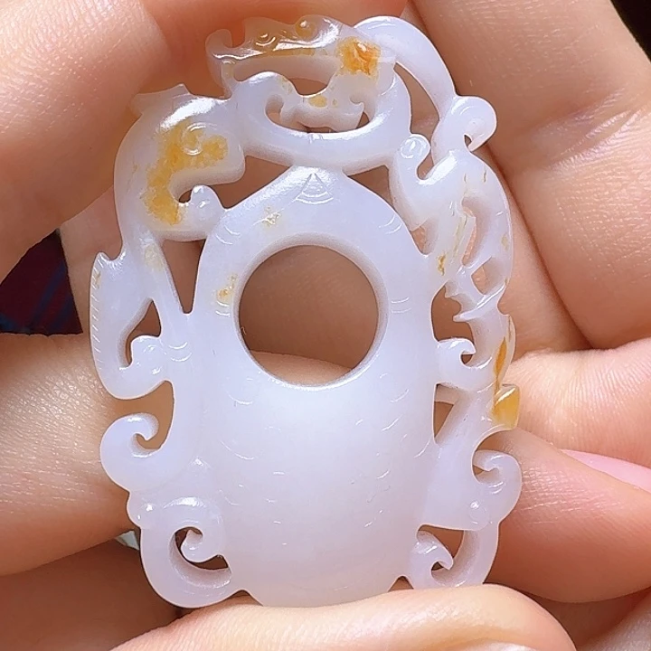 和田玉挂件未镶嵌平**月