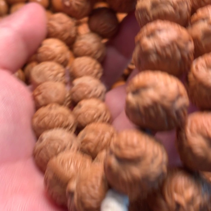 【闪购商品】猴头核桃吊坠吴*岗悟空