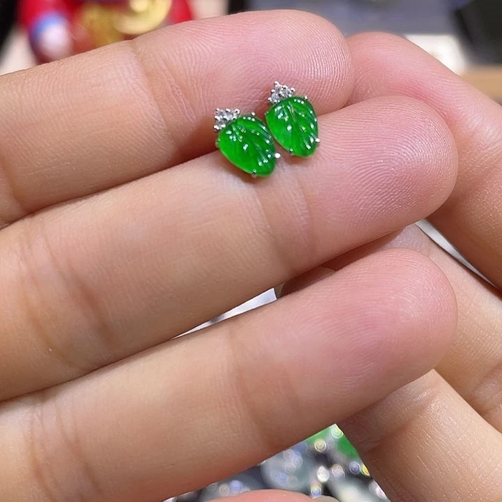 翡翠18K金镶嵌耳饰