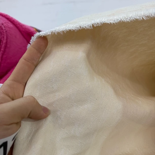 13 本色重磅品牌N什么Y提花牛仔面料3米价