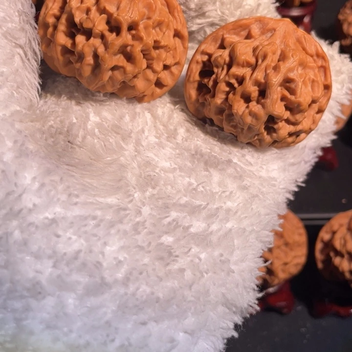 文玩核桃吊坠45官帽