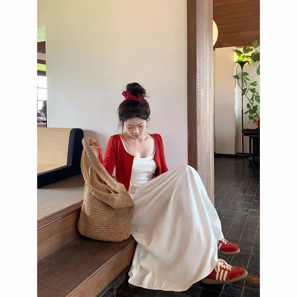 千语栀【心愿如樱】白色吊带连衣裙两件套2025新款开衫+裙子两件套