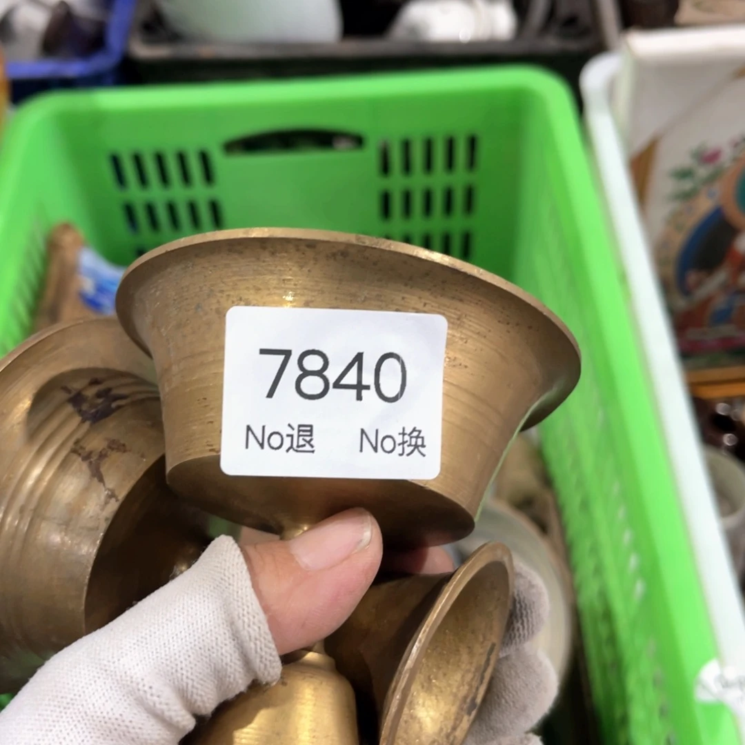 鍂***哥器55667788202509267840