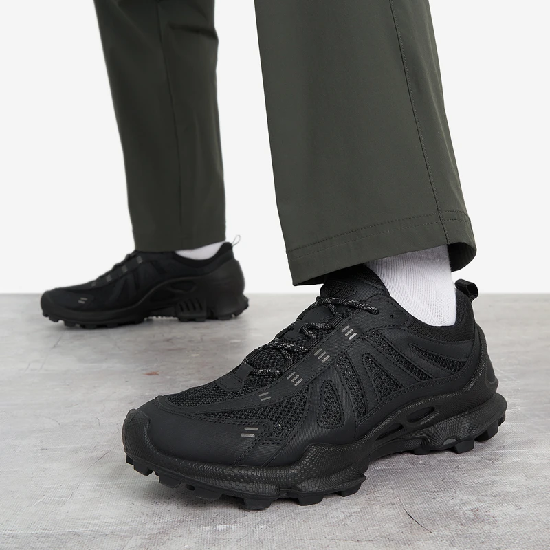 ECCO爱步【踪迹】男女同款803224缓震户外登山运动越野健步跑鞋