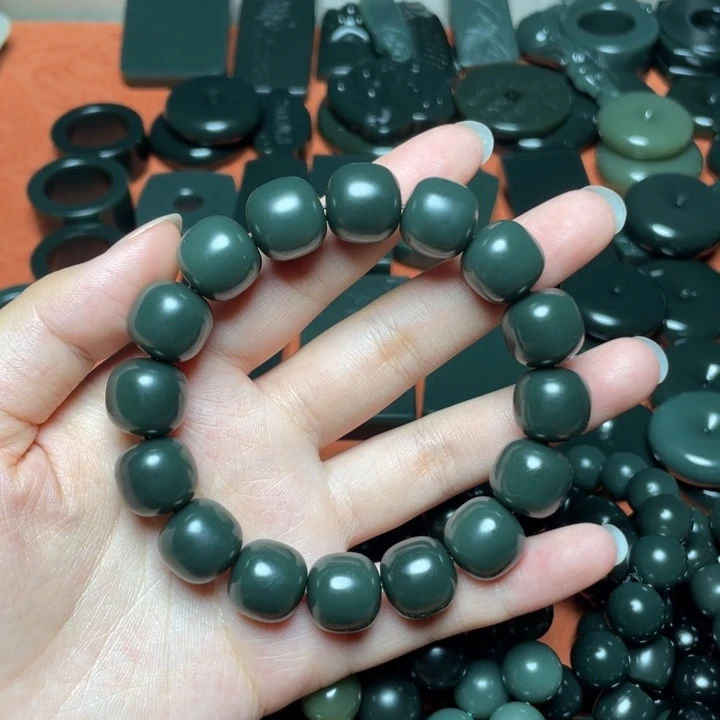 手链未镶嵌和田玉（青玉）