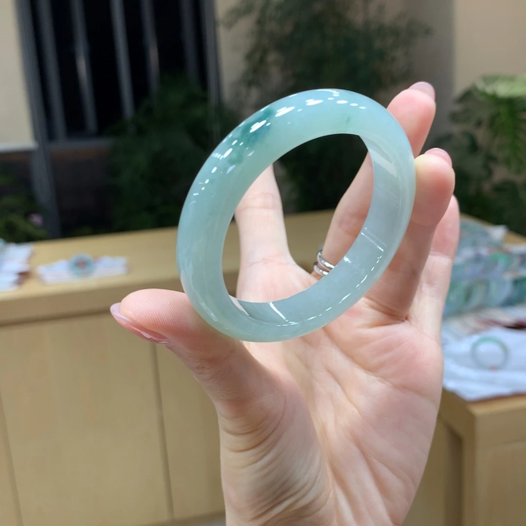 未镶嵌手镯翡翠不退不换