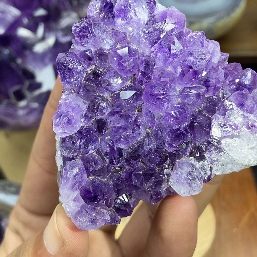 紫晶未镶嵌大型摆件（非配饰）