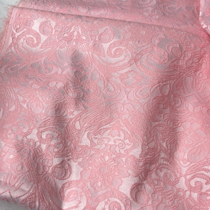 棉混纺粉色提花1.5米