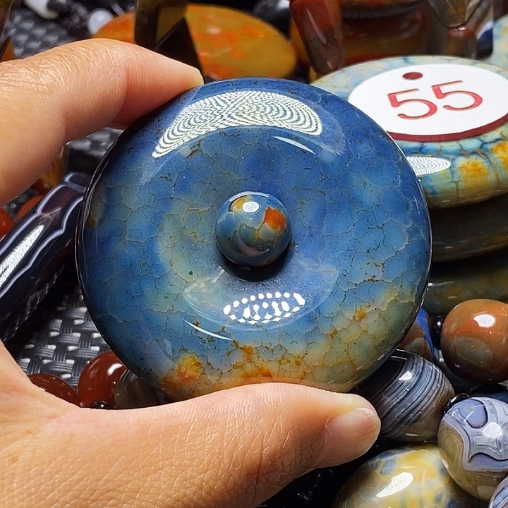 吴***姐未镶嵌颈饰玛瑙/玉髓