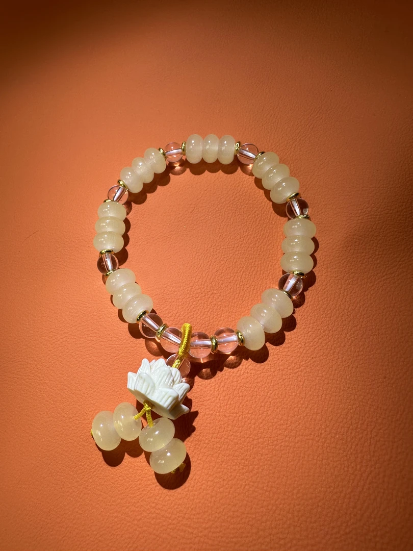 0085小莲花（米黄）精品手串0085（无礼盒）