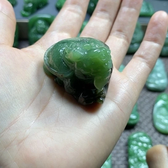 【闪购商品】颈饰未镶嵌和田玉
