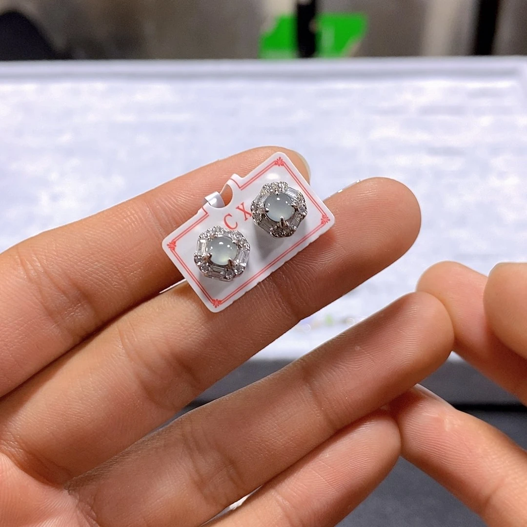 翡翠未镶嵌耳钉3号